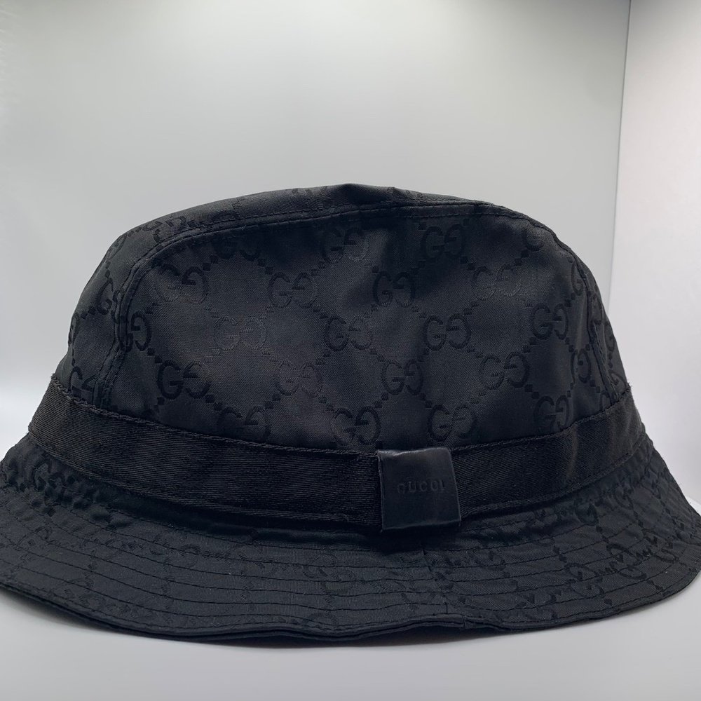 Vintage Gucci Bucket w/ Lupin Fur Lining